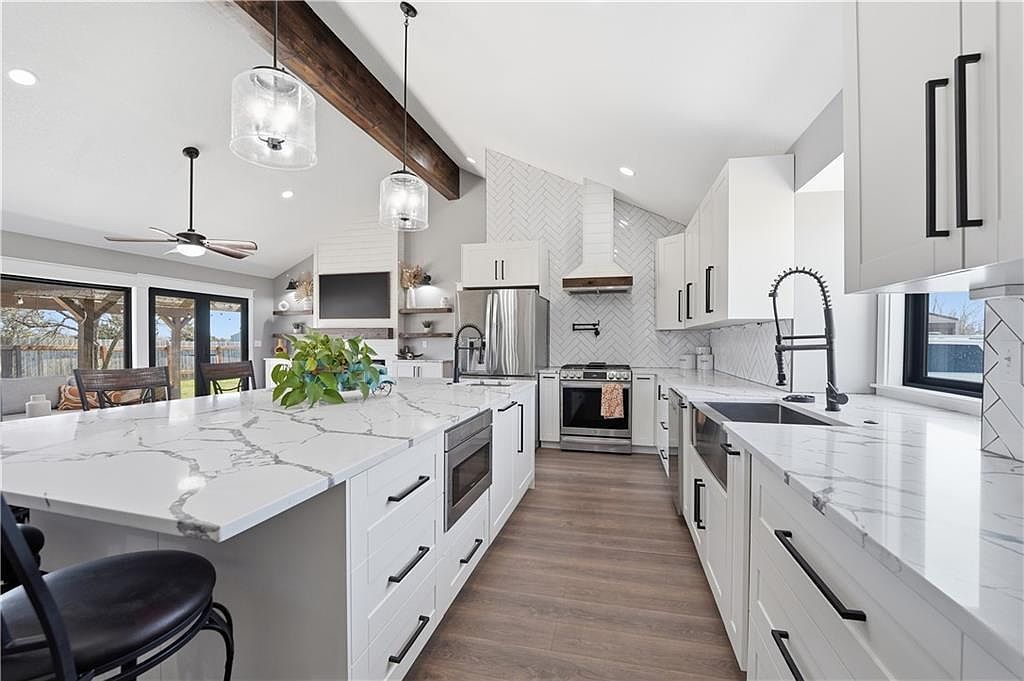 17685 Edgerton Rd Edgerton, KS 66021 - Thumbnail 5