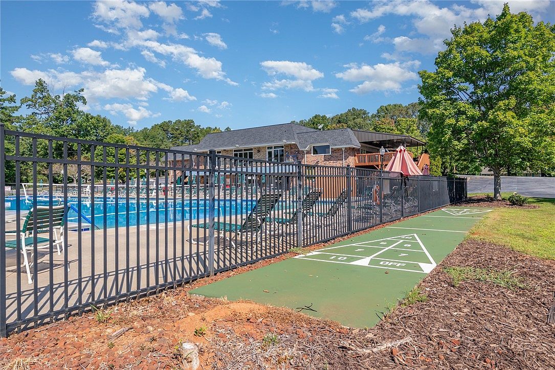 215 Tiger Ln Westminster, SC 29693 - Thumbnail 5