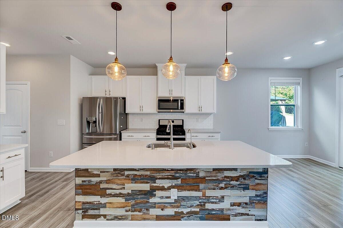 1020 Garrow Dr Holly Springs, NC 27540 - Thumbnail 5