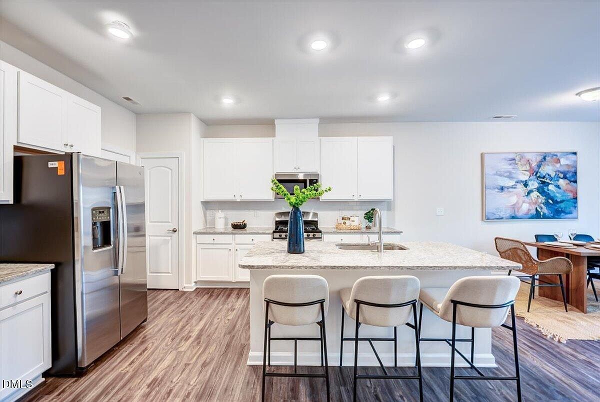 1209 Alston Ridge Ct Cary, NC 27519 - Thumbnail 5