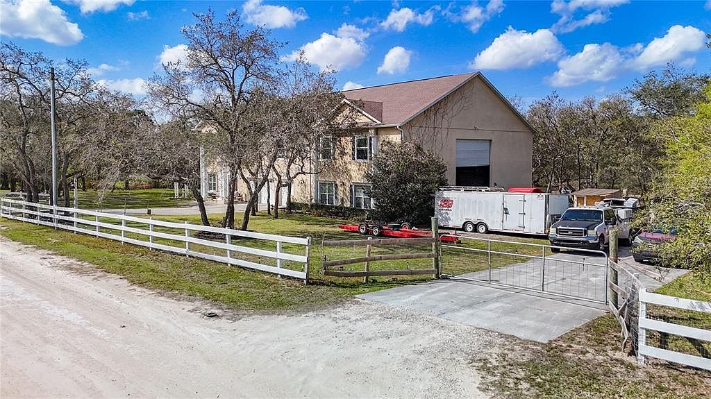 11175 Hyde St Weeki Wachee, FL 34614 - Thumbnail 5