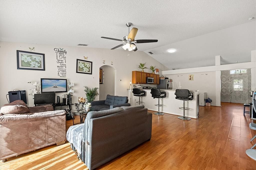 1321 Dunbarton Ct Kissimmee, FL 34758 - Thumbnail 5