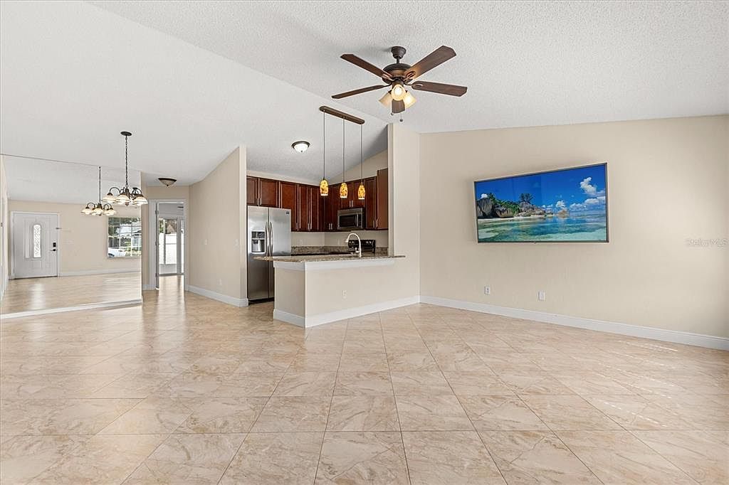 1208 Roma Ct Orlando, FL 32825 - Thumbnail 5