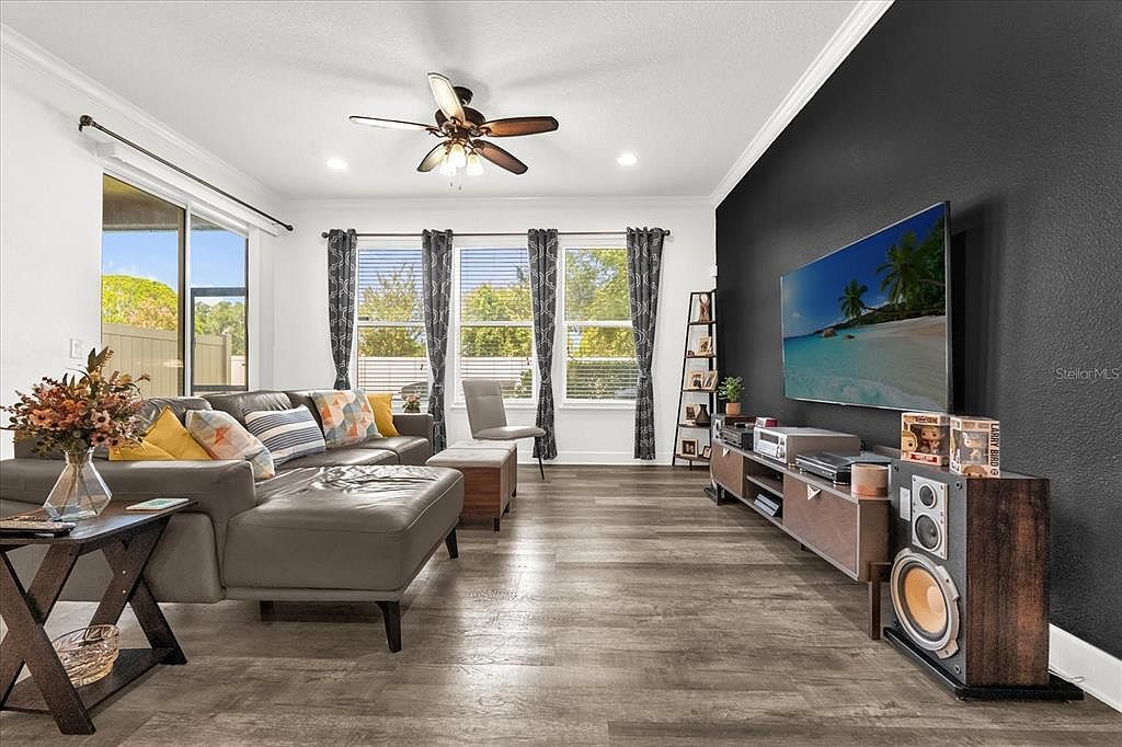 1608 Mohegan Blvd Kissimmee, FL 34744 - Thumbnail 5