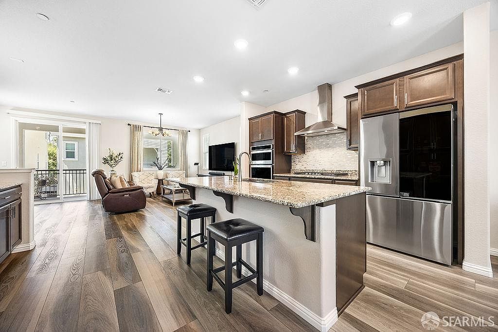 24105 Amaranth Loop Hayward, CA 94541 - Thumbnail 5