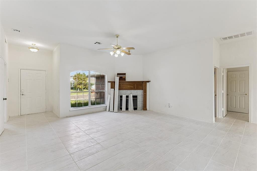 1833 Parkridge Dr Norman, OK 73071 - Thumbnail 5