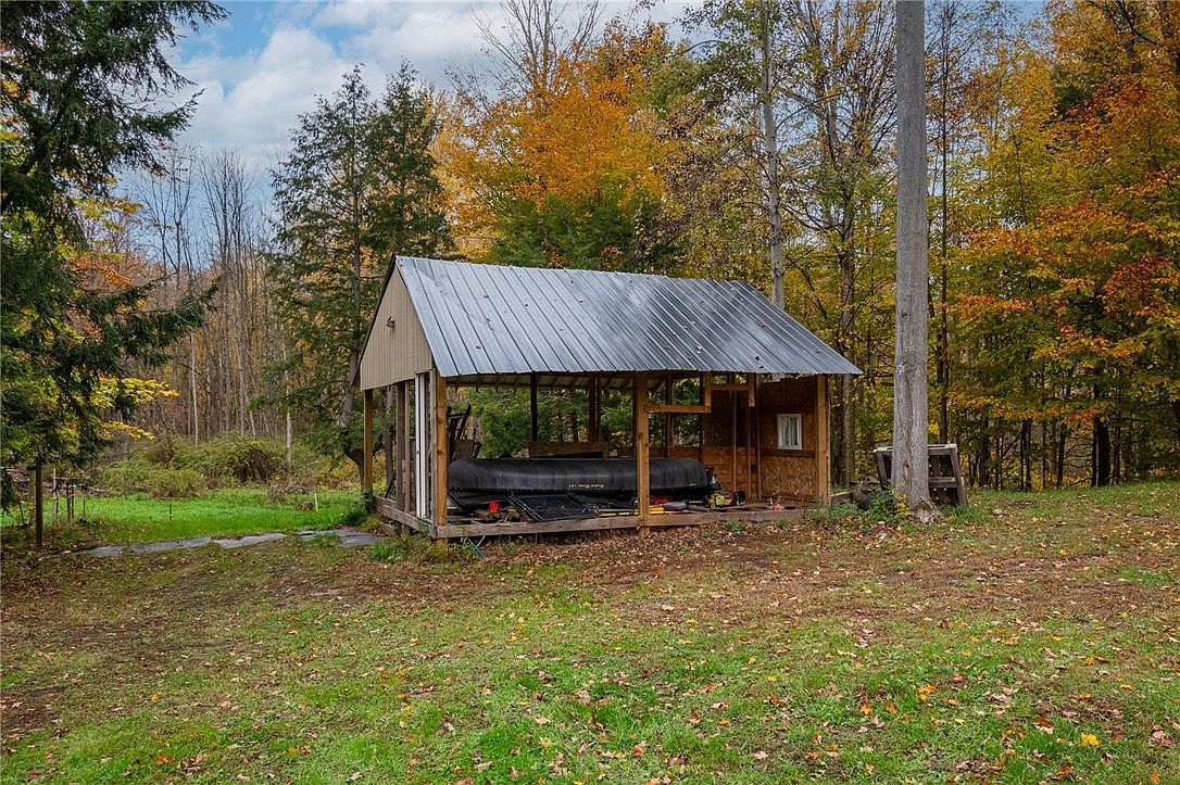 7779 Brown Rd Wolcott, NY 14590 - Thumbnail 5