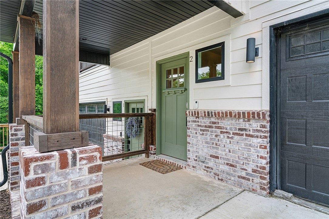 215 E Center St Fayetteville, AR 72701 - Thumbnail 5