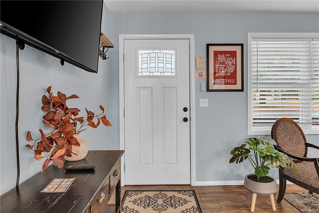 101 E Bertha St Fayetteville, AR 72703 - Thumbnail 5