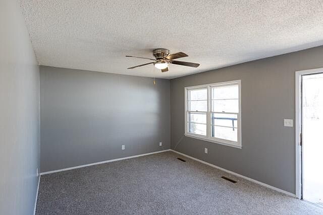 928 N Glenn Ave Springfield, MO 65803 - Thumbnail 5