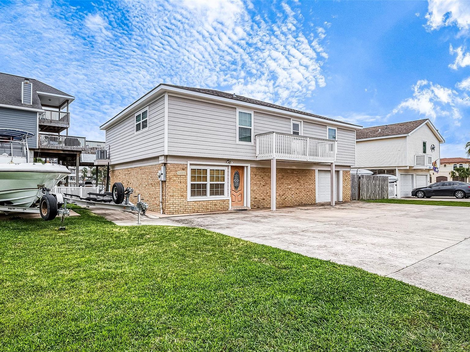 1407 Tiki Dr Tiki Island, TX 77554 - Thumbnail 5