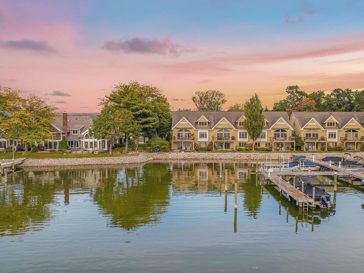 17533 N Fruitport Rd #6 Spring Lake, MI 49456 - Thumbnail 5