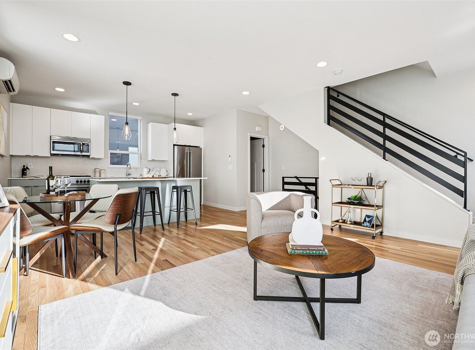 2634 NW 58th St #B Seattle, WA 98107 - Thumbnail 5