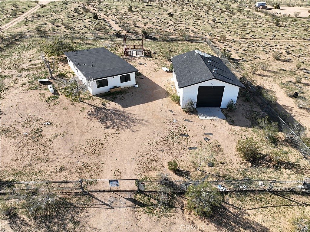 2288 Yetters Ln Landers, CA 92285 - Thumbnail 5