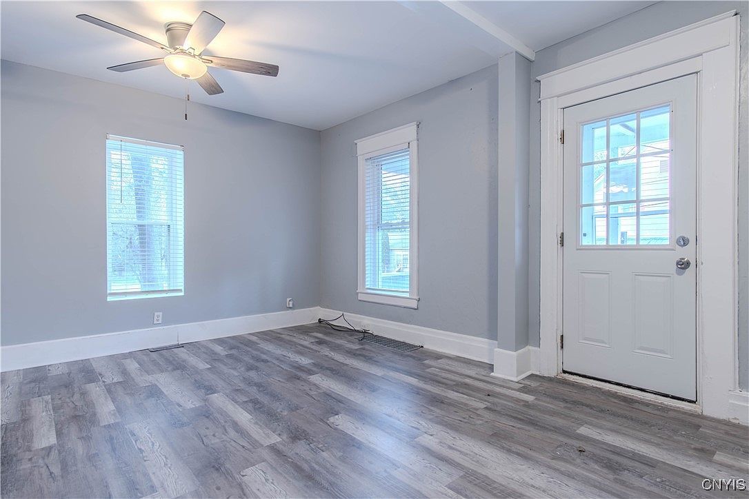 422 Lincoln St Watertown, NY 13601 - Thumbnail 5