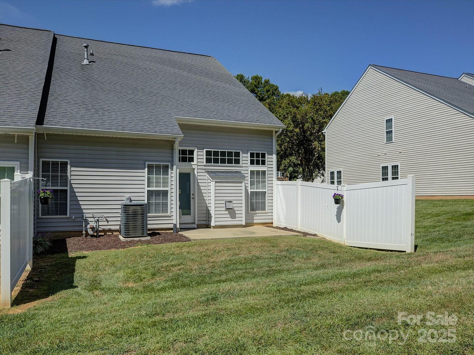 1640 Backcreek Ln Gastonia, NC 28054 - Thumbnail 5