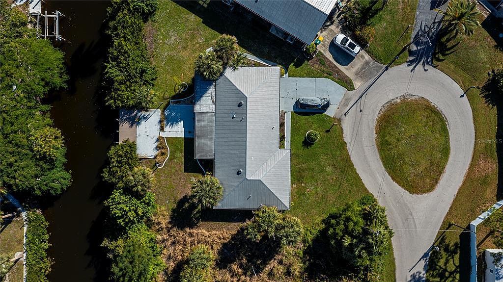 2820 Marlin Pl Punta Gorda, FL 33950 - Thumbnail 5