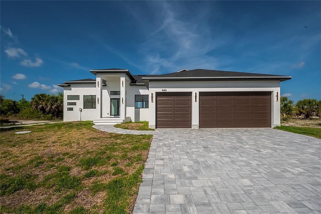 10165 & 10157 Kingsville Dr Port Charlotte, FL 33981 - Thumbnail 5