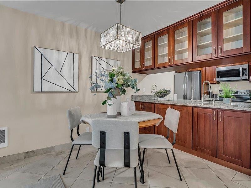 7101 Shelter Creek Ln San Bruno, CA 94066 - Thumbnail 5