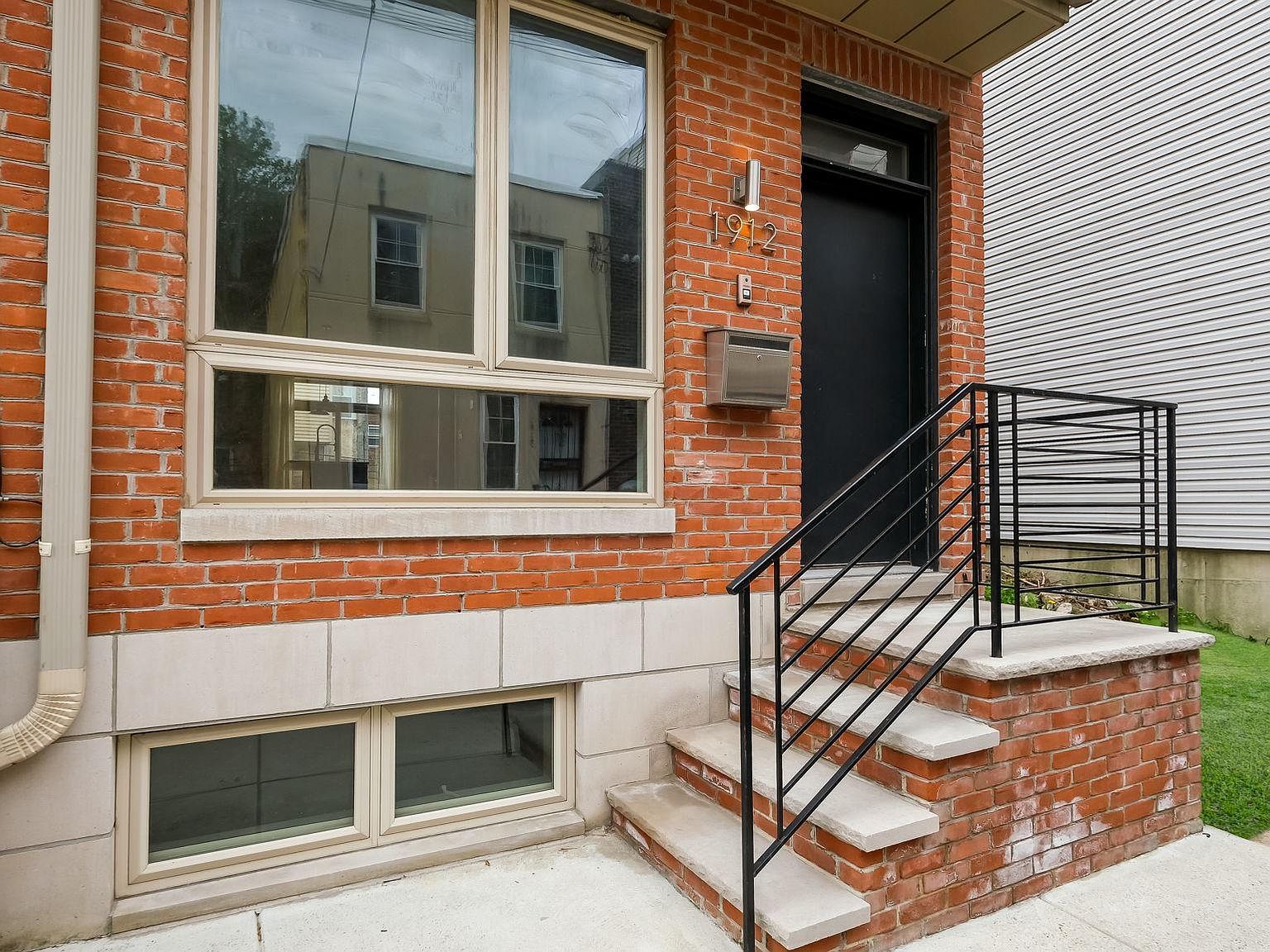 1912 Gerritt St Philadelphia, PA 19146 - Thumbnail 5