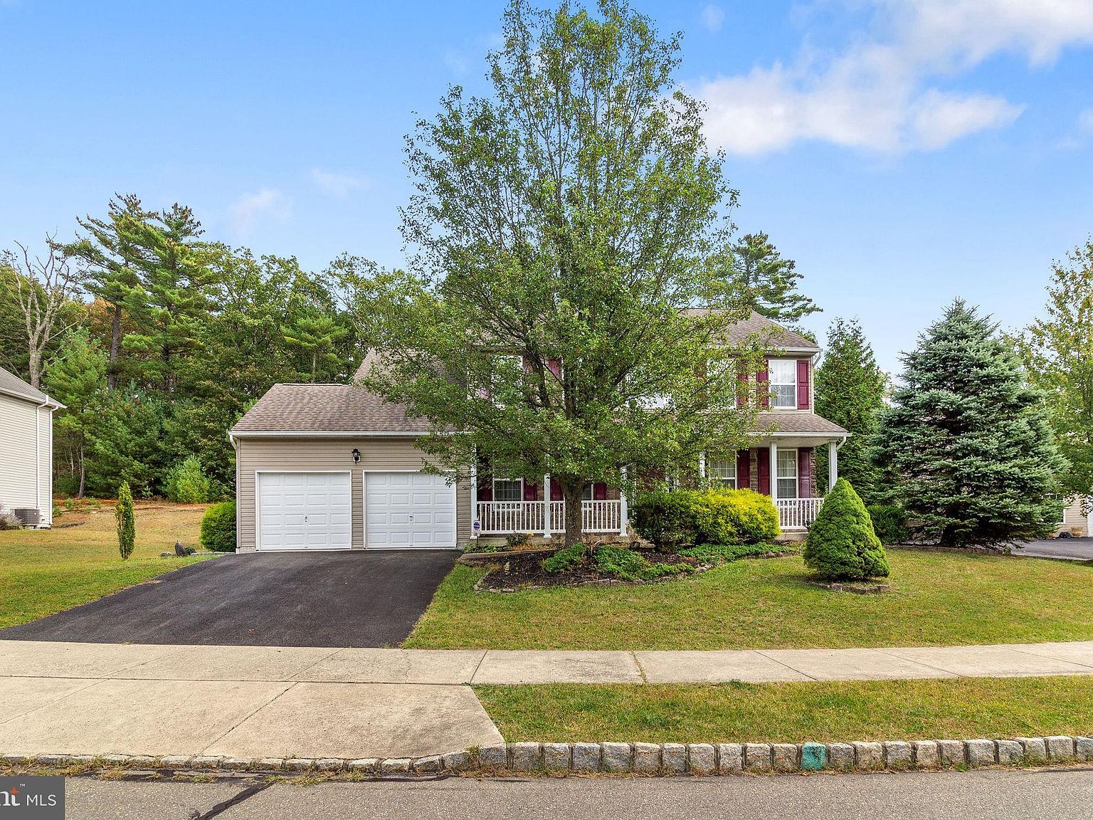 106 Daffodil Dr East Stroudsburg, PA 18301 - Thumbnail 5