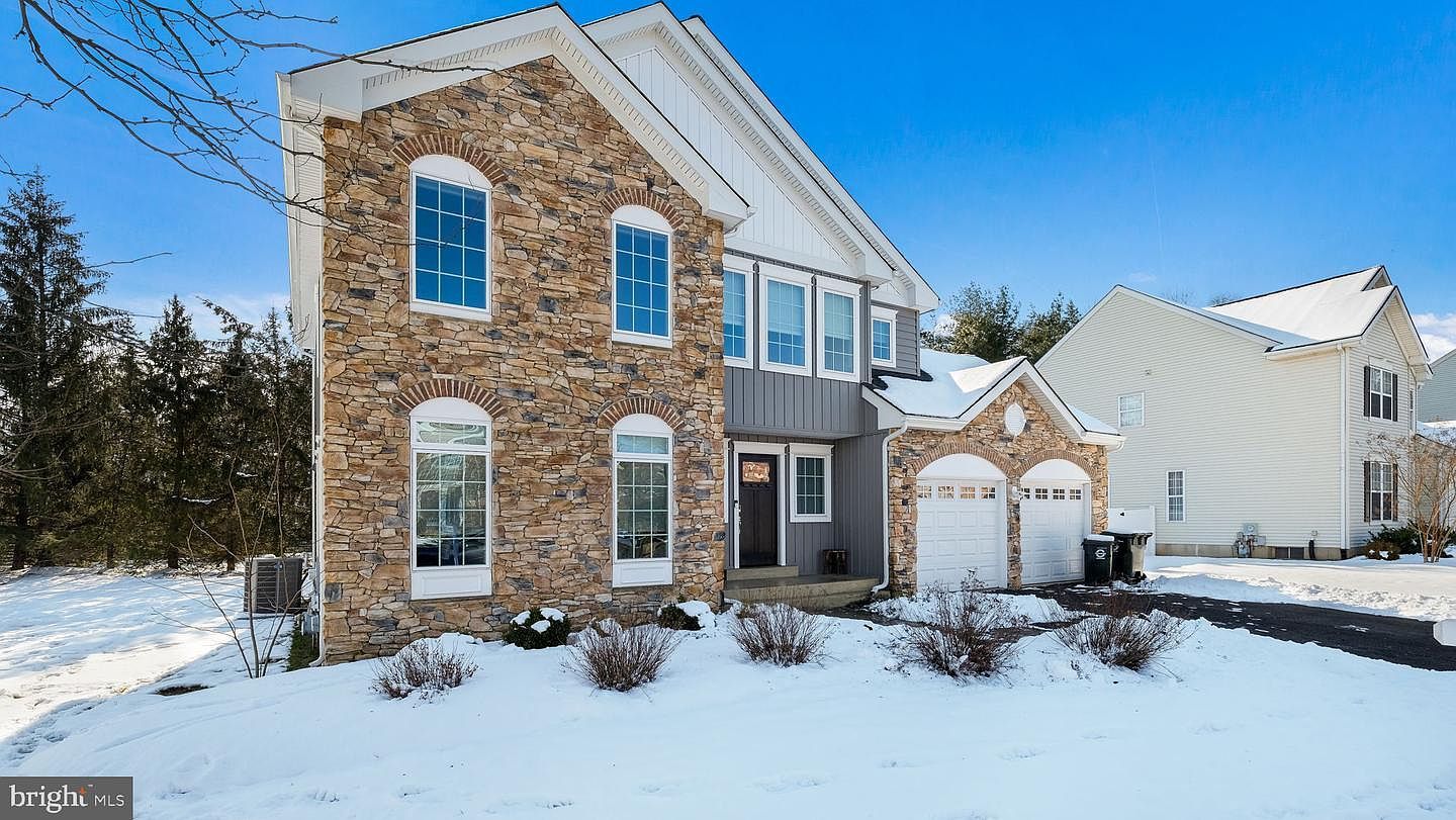 161 Equestrian Dr New Hope, PA 18938 - Thumbnail 5