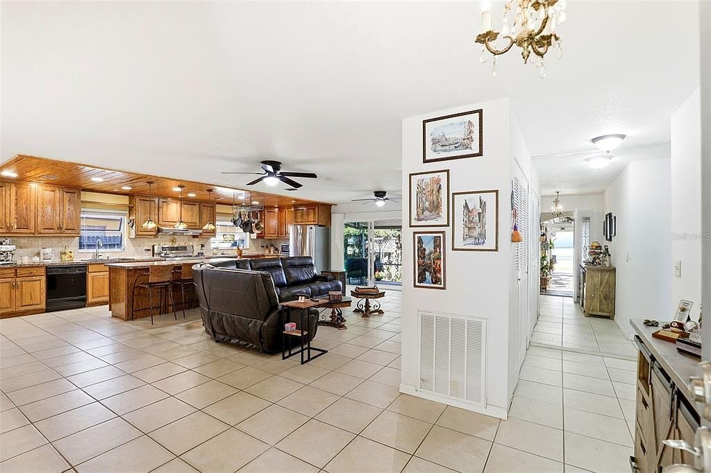 623 Green Meadow Ave Maitland, FL 32751 - Thumbnail 5