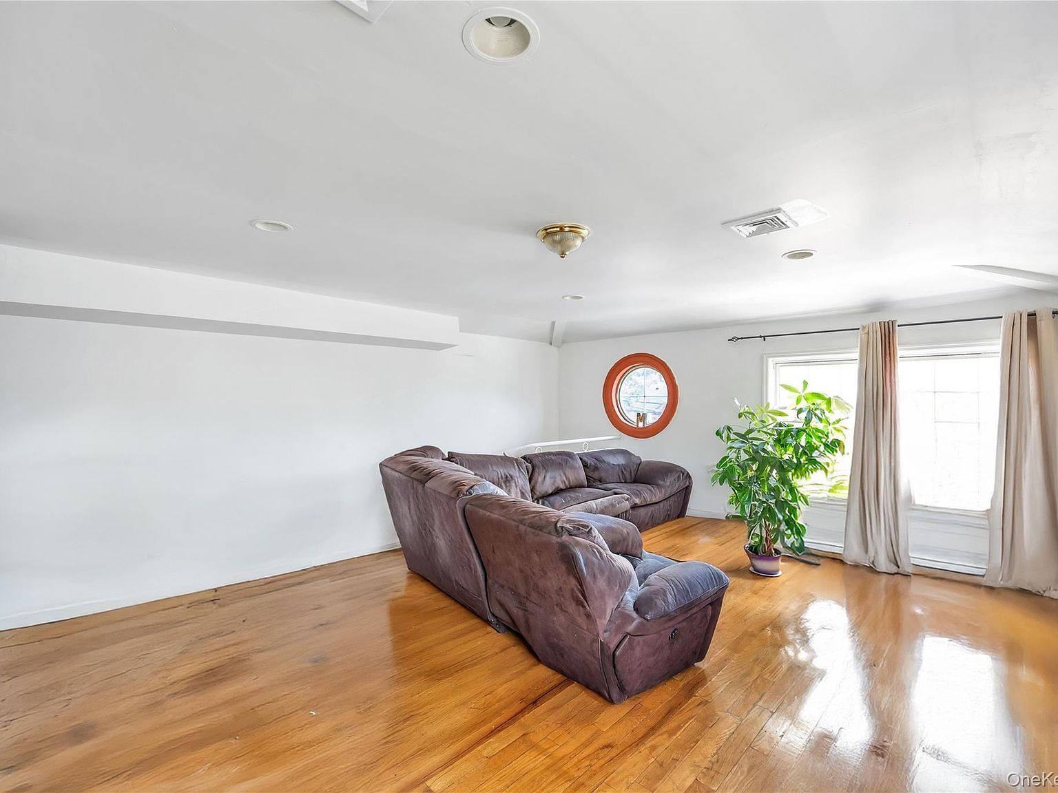 19111 119th Ave Saint Albans, NY 11412 - Thumbnail 5