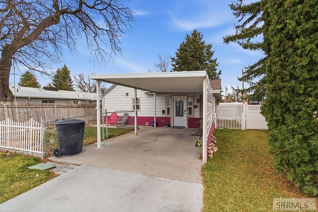 221 S Holmes Ave Shelley, ID 83274 - Thumbnail 5