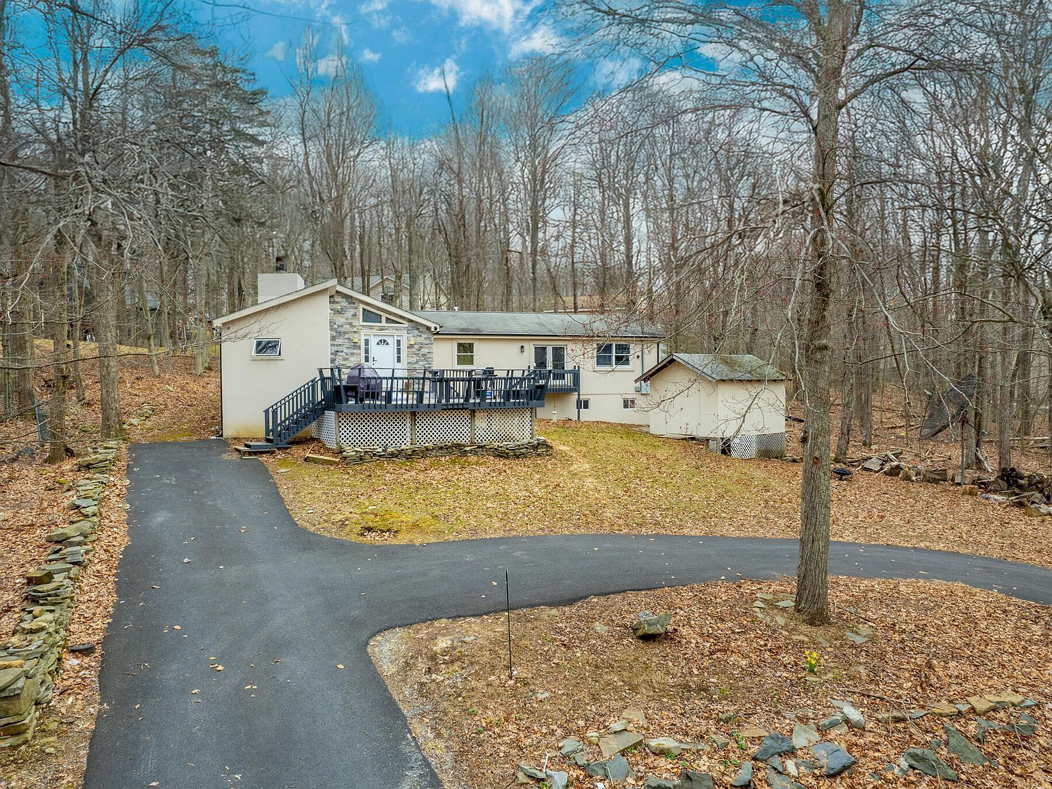 1458 Belgravia Dr Tobyhanna, PA 18466 - Thumbnail 5