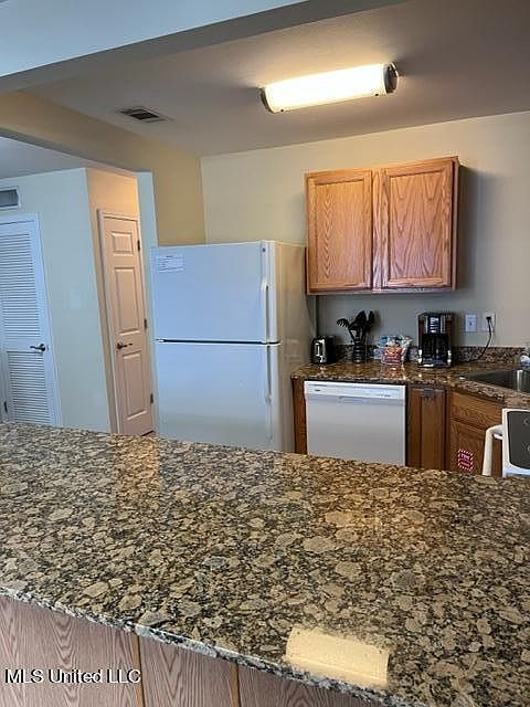 1664 Beach Blvd #159 Biloxi, MS 39531 - Thumbnail 5