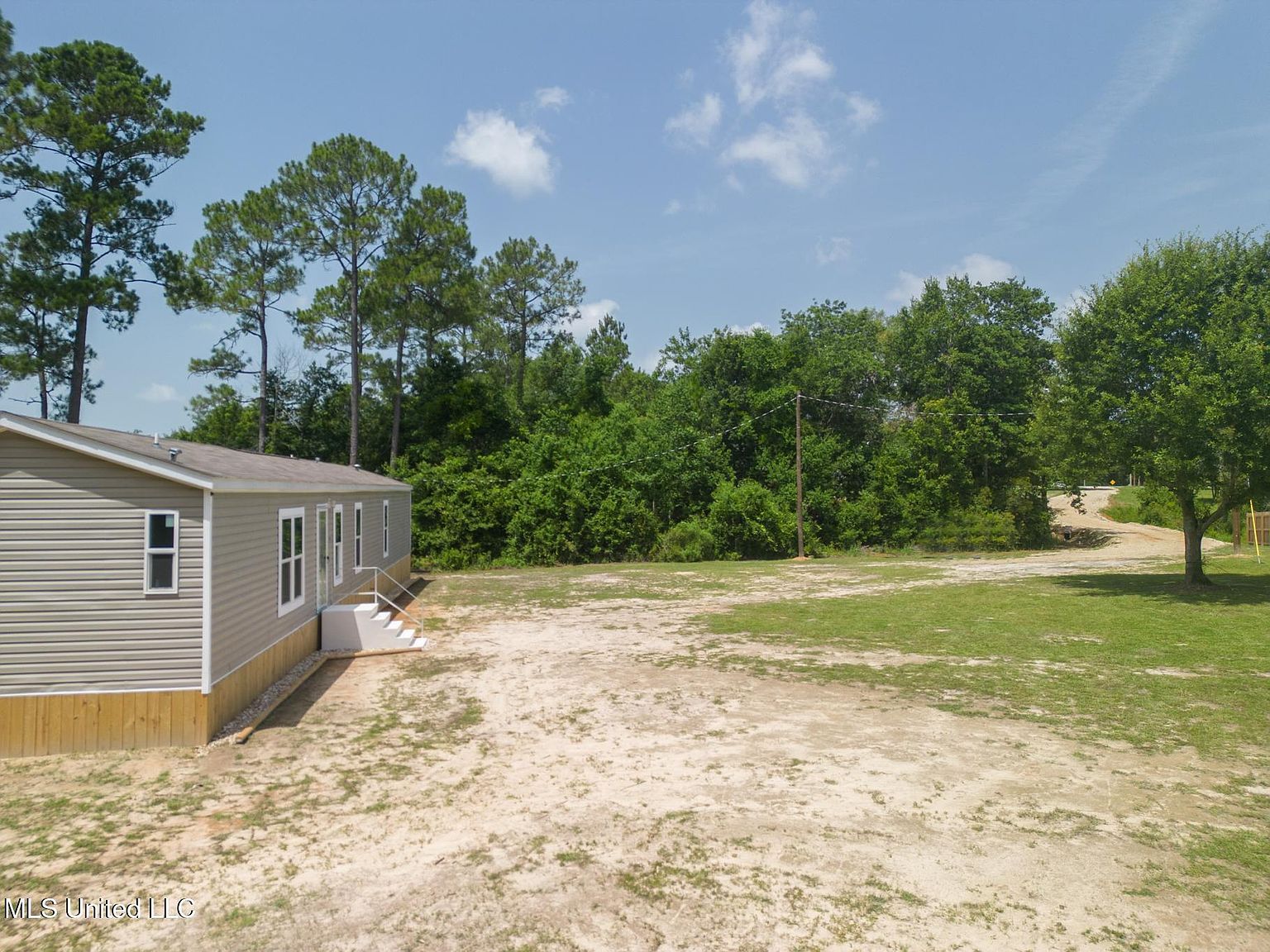 3195 Firetower Rd Kiln, MS 39556 - Thumbnail 5