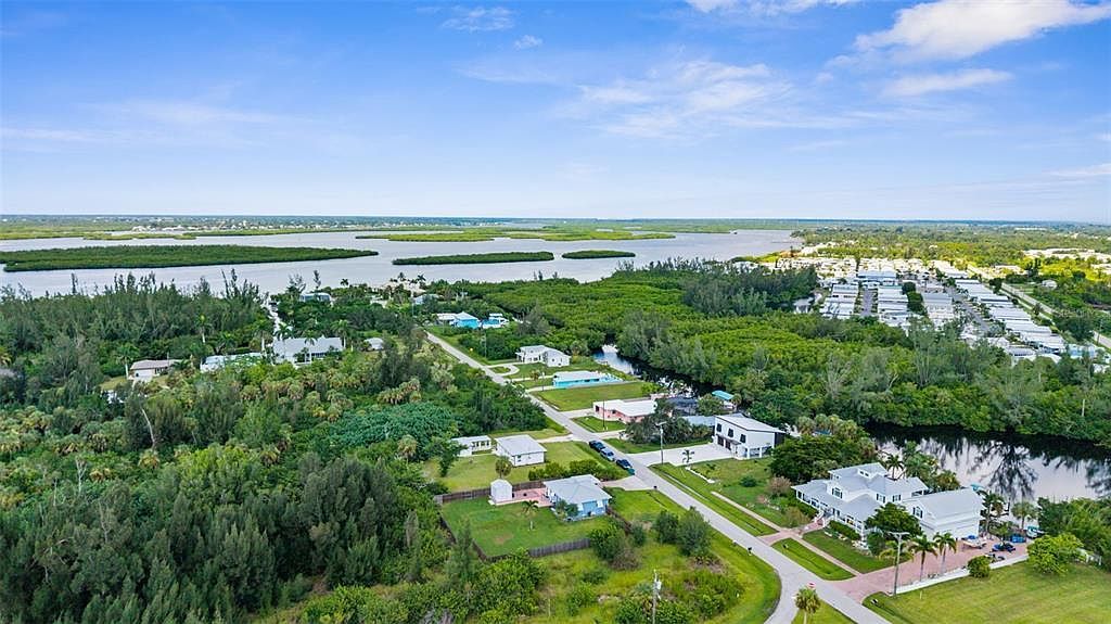 219 Darst Ave Punta Gorda, FL 33950 - Thumbnail 5