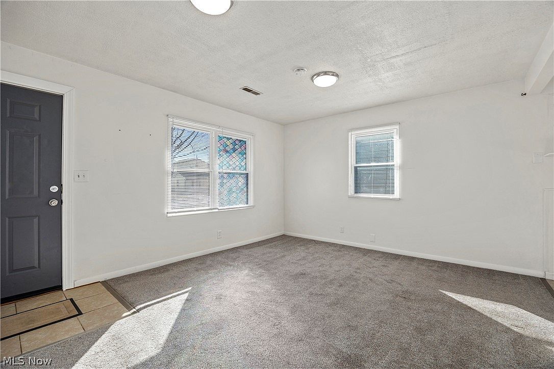 171 S Logan St Elyria, OH 44035 - Thumbnail 5