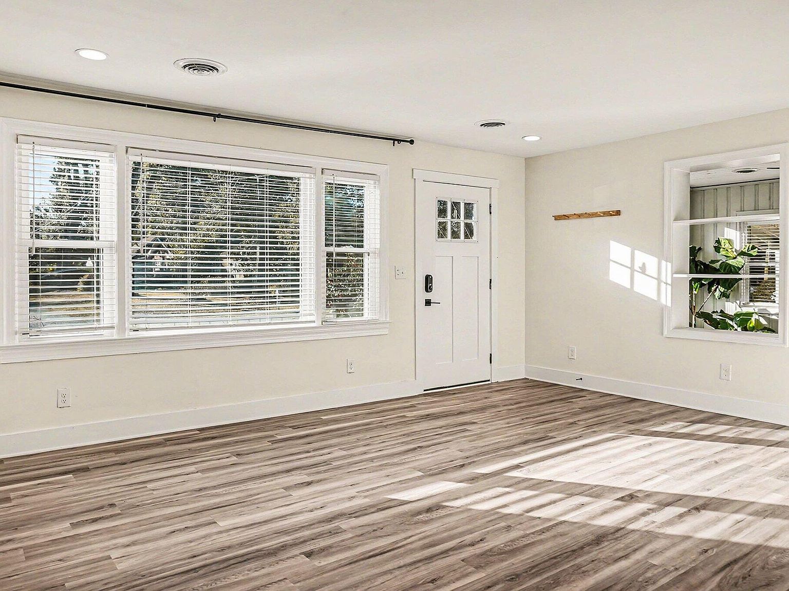 818 W Madison Ave Charleston, SC 29412 - Thumbnail 5