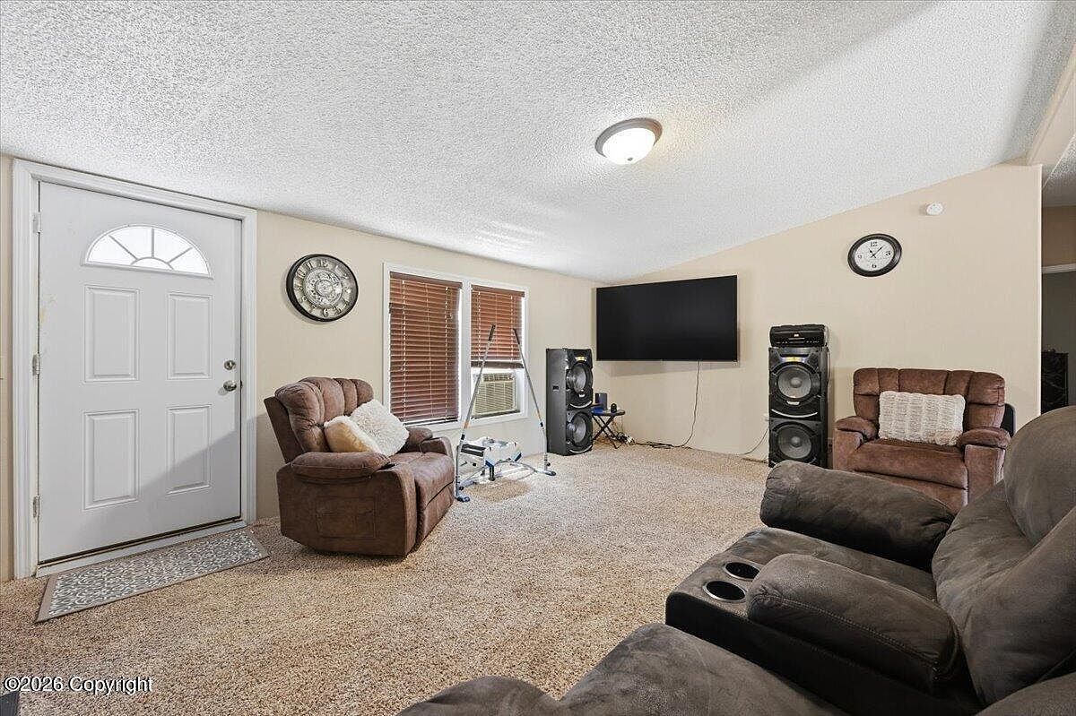 1148 East St Upton, WY 82730 - Thumbnail 5