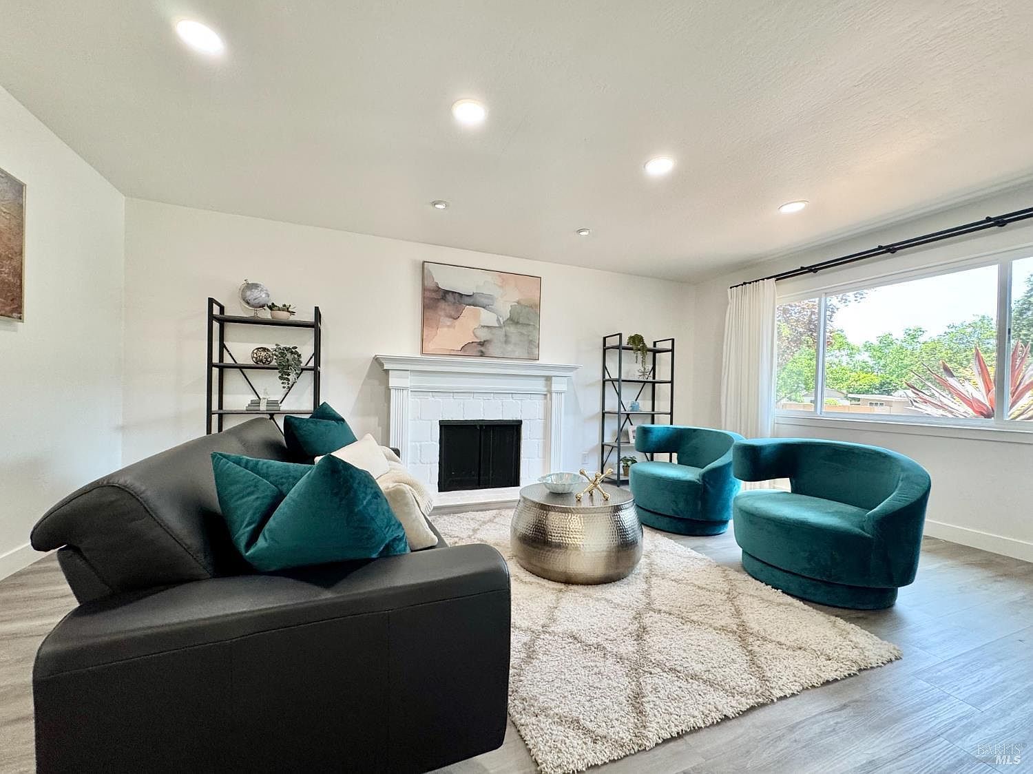 2300 W Park Ave Napa, CA 94558 - Thumbnail 5