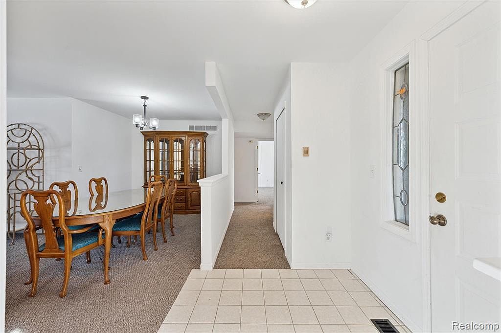 9836 Hawthorne Glen Dr Grosse Ile, MI 48138 - Thumbnail 5