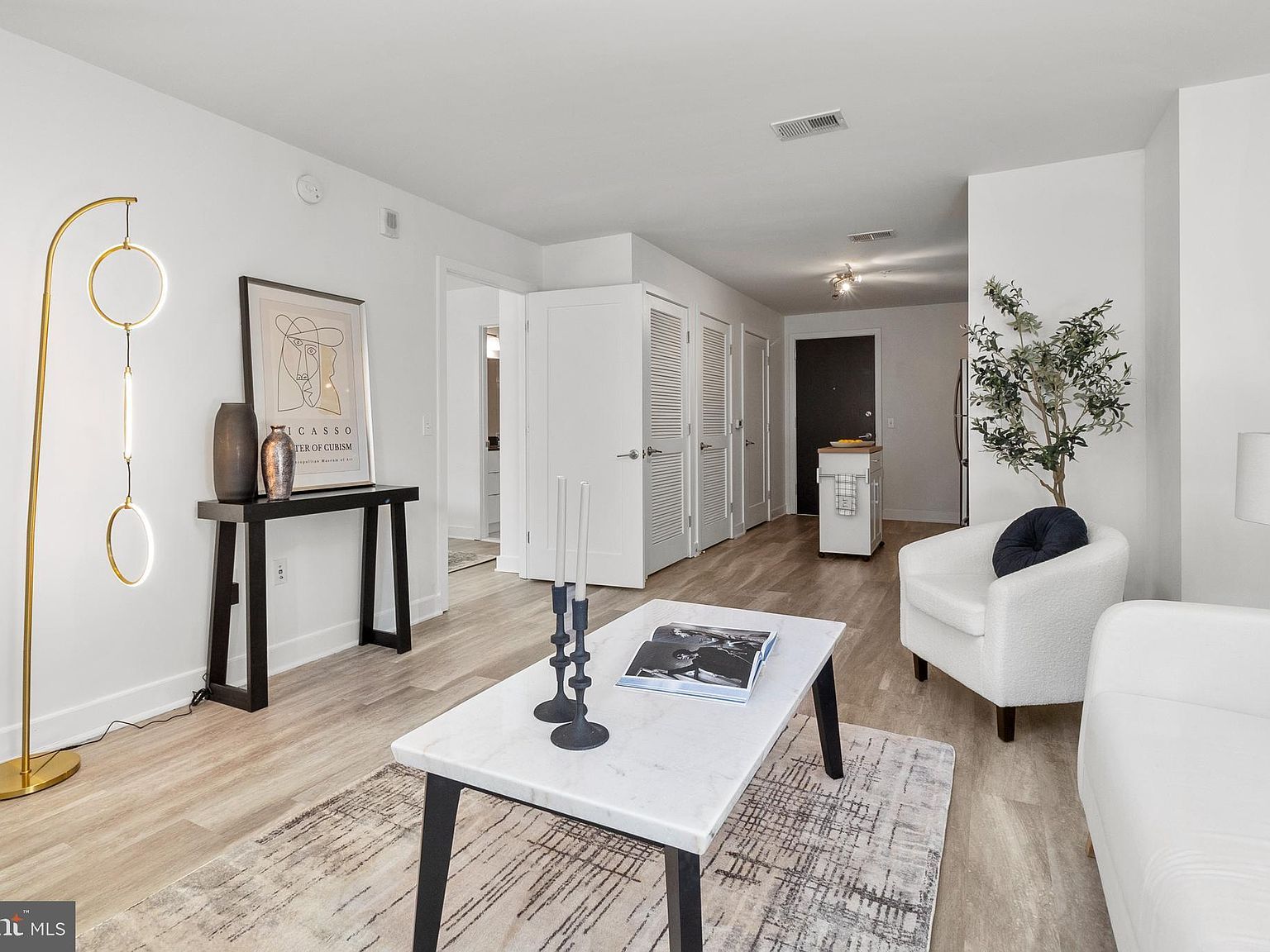 460 New York Ave NW UNIT 405 Washington, DC 20001 - Thumbnail 5