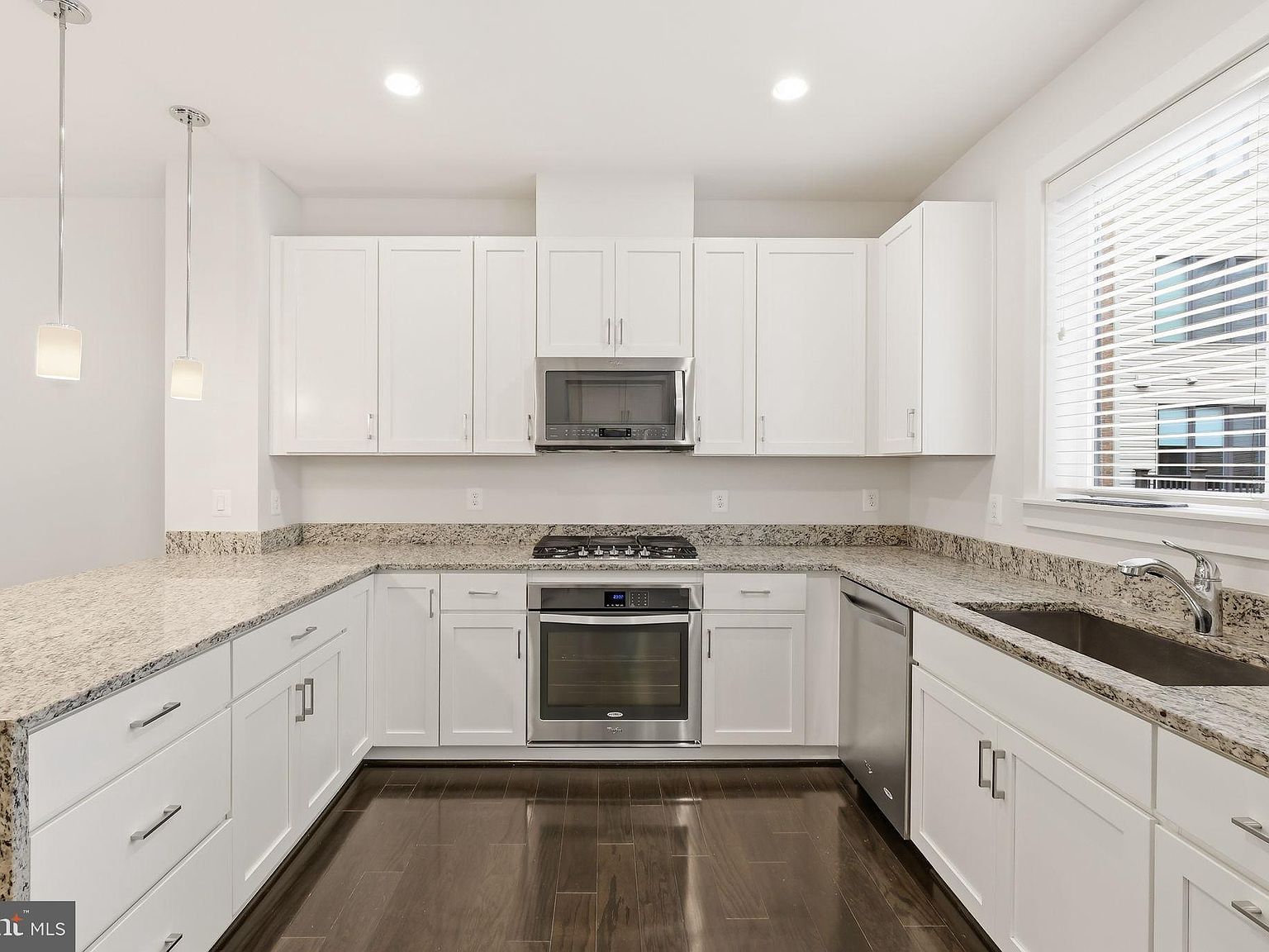 8033 Tribeca St Rockville, MD 20855 - Thumbnail 5