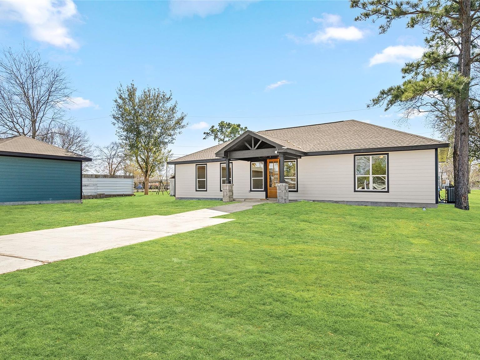 4654 N Teague St Rosharon, TX 77583 - Thumbnail 5