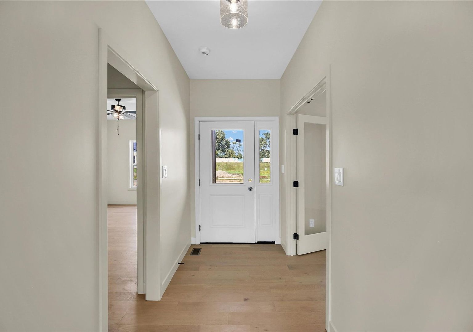 2903 Haydon Dr Urbana, IL 61802 - Thumbnail 5