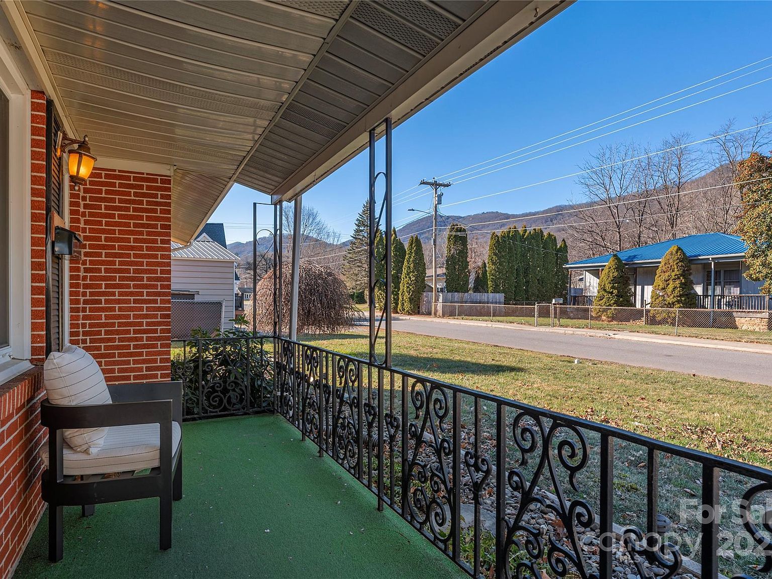 145 Killian St Waynesville, NC 28786 - Thumbnail 5