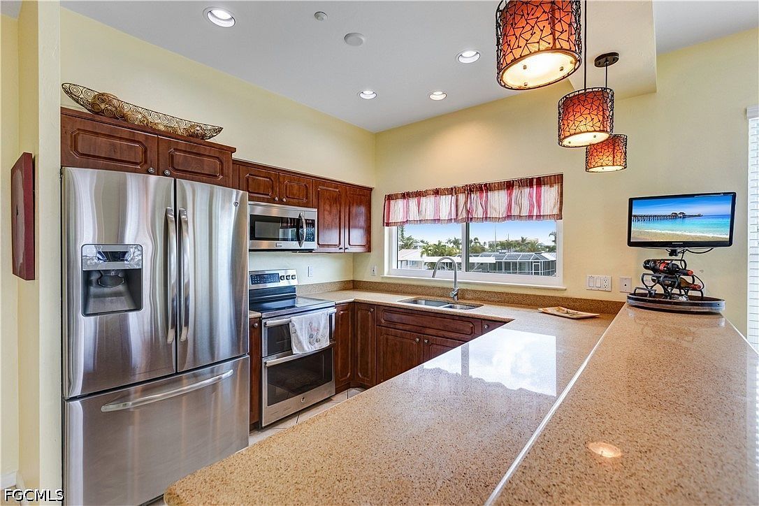 90 Ibis St Fort Myers Beach, FL 33931 - Thumbnail 5