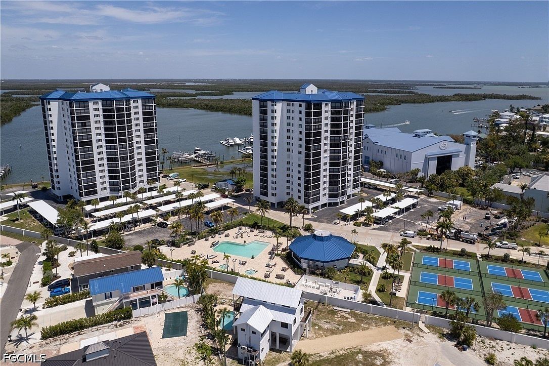 4753 Estero Blvd APT 802 Fort Myers Beach, FL 33931 - Thumbnail 5