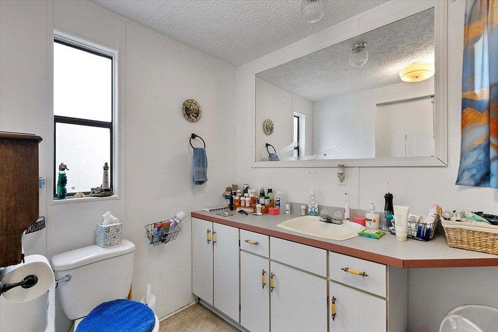 901 NE 11th Ave Trenton, FL 32693 - Thumbnail 5