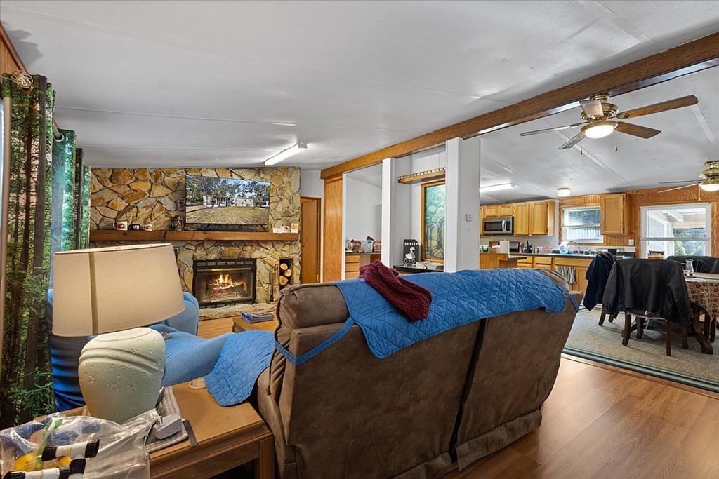 1566 NE 262nd Ave Old Town, FL 32680 - Thumbnail 5