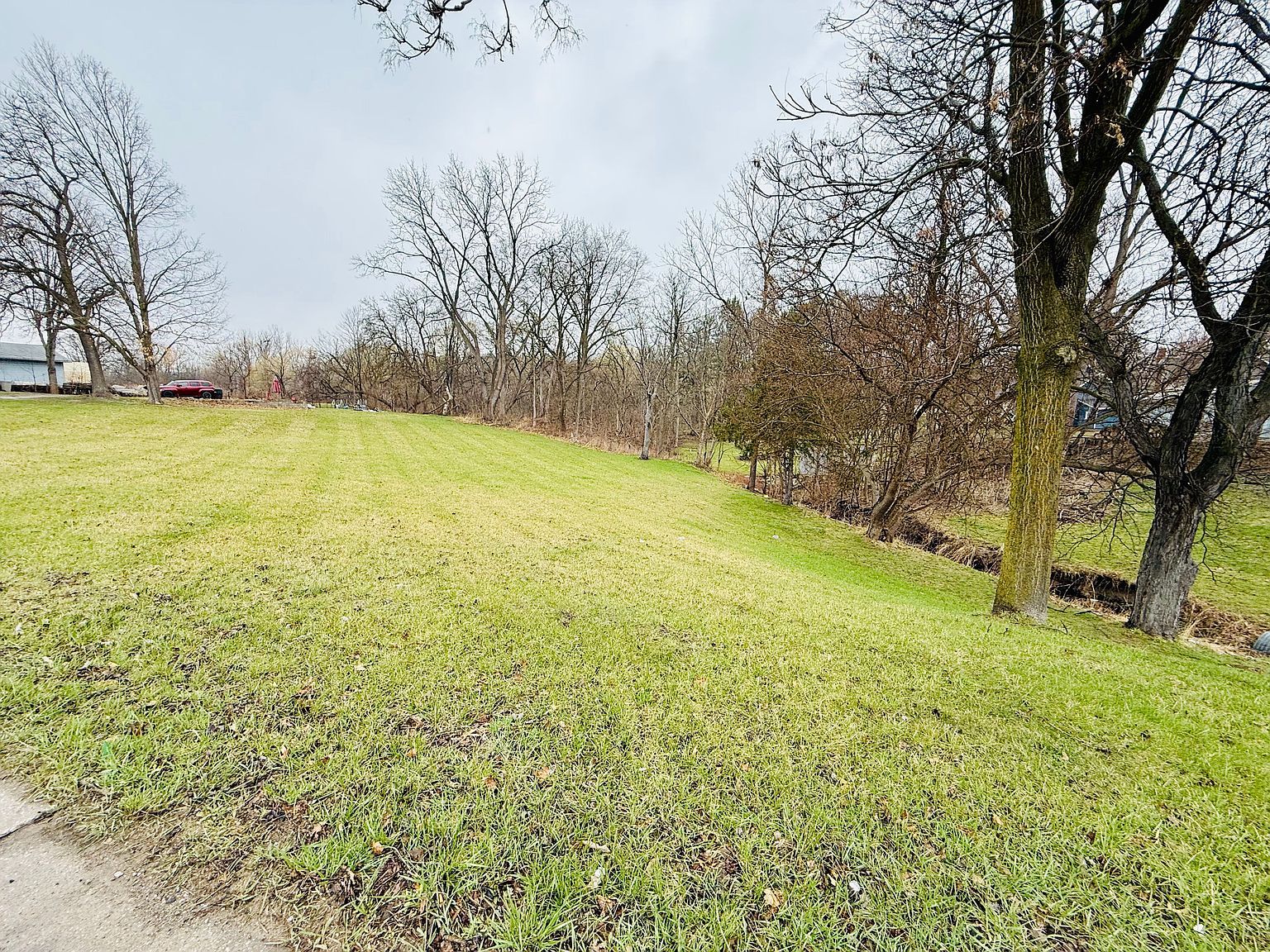 572 W Vienna St Clio, MI 48420 - Thumbnail 5