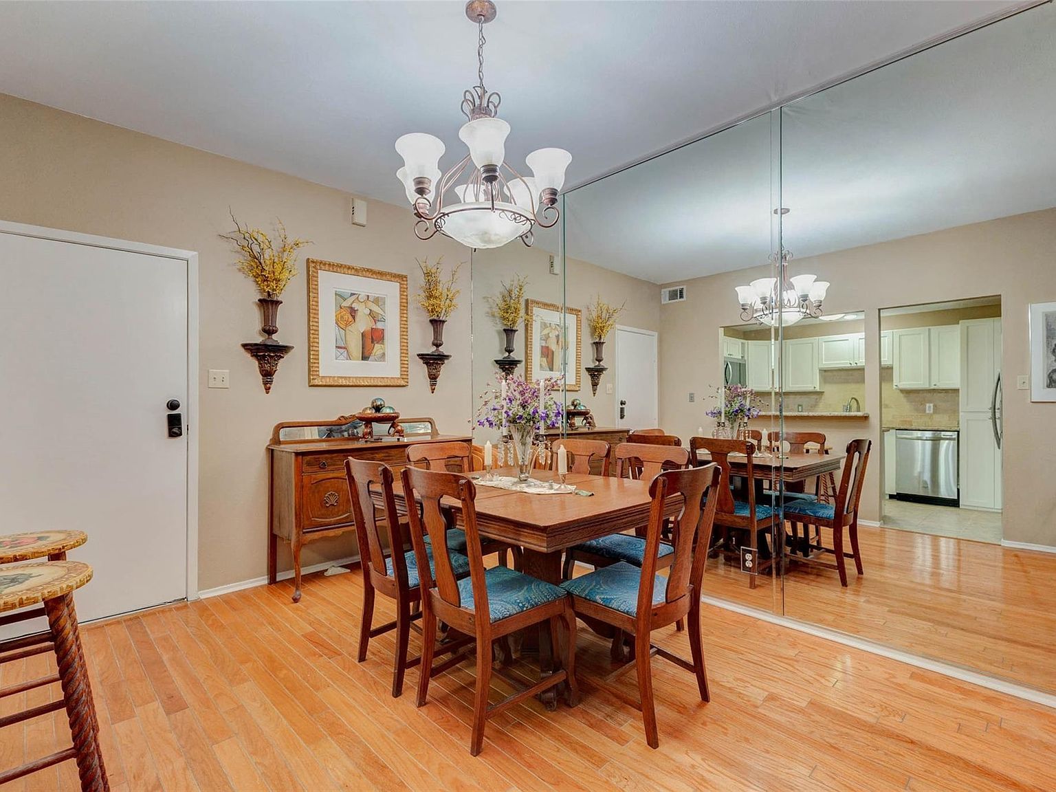 2113 Waugh Dr Houston, TX 77006 - Thumbnail 5