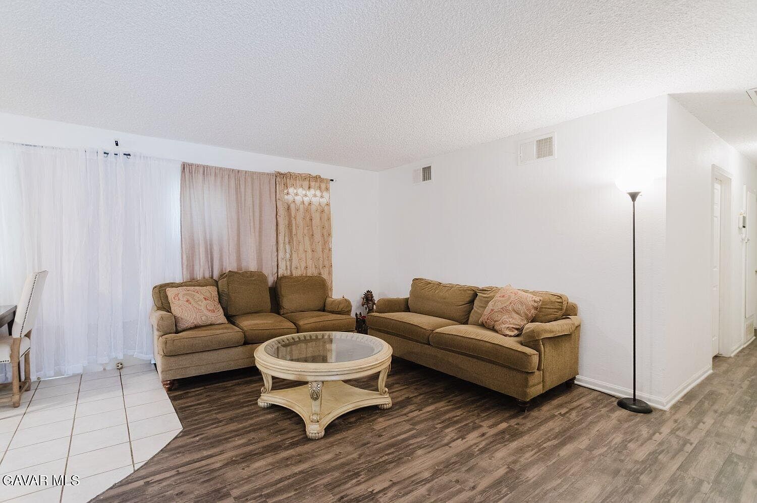 45303 6th St E Lancaster, CA 93535 - Thumbnail 5